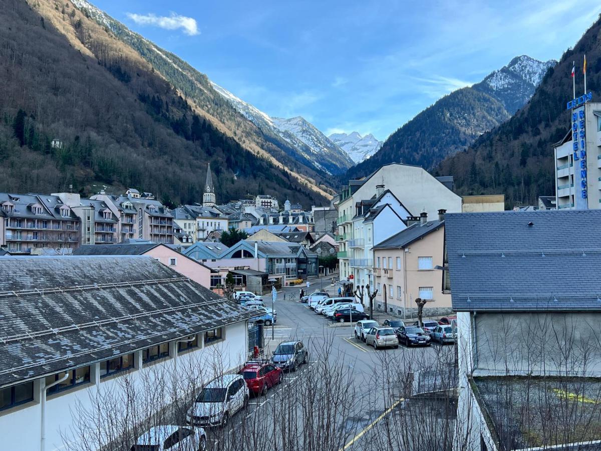 Centre Ville, T2 Avec Terrasse Et Parking Couvert. Cauterets Eksteriør bilde